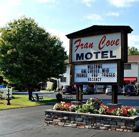 Fran Cove Motel Lake George Bagian luar foto