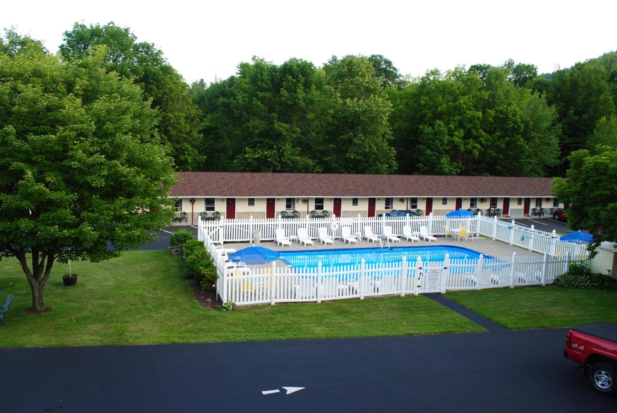 Fran Cove Motel Lake George Bagian luar foto
