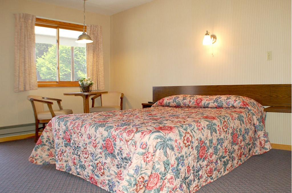 Fran Cove Motel Lake George Bagian luar foto